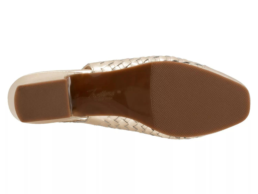 Trotters Dea Pump