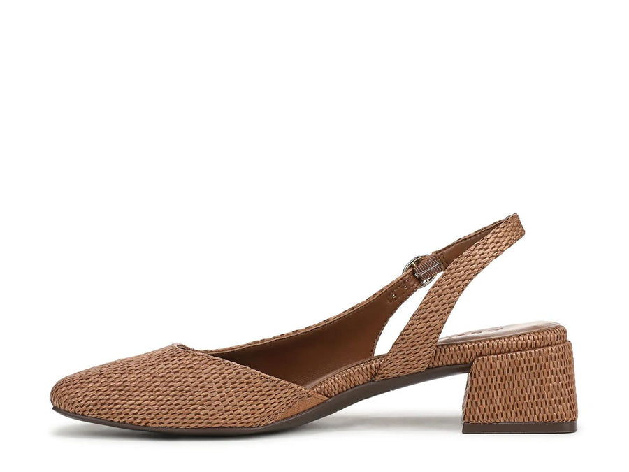 Naturalizer Jayla Pump