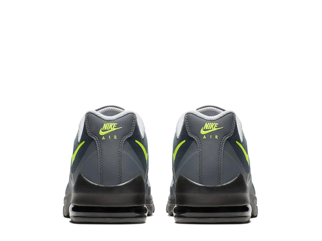 Nike Air Max Invigor Sneaker - Men's