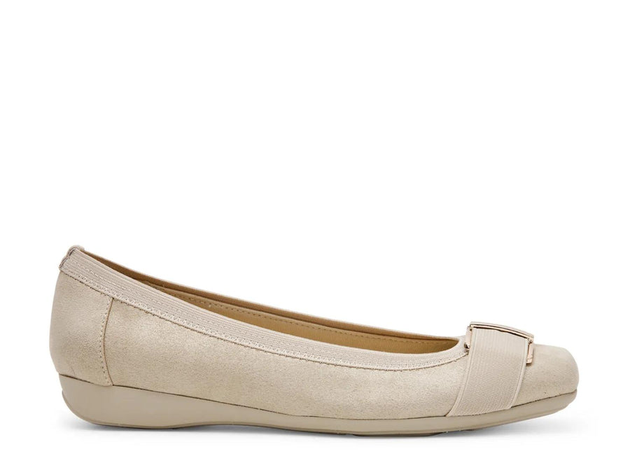Anne Klein Ultimate Flat