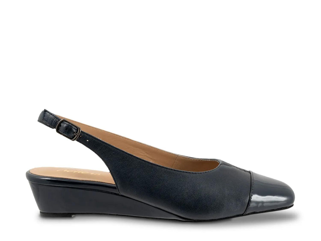 Trotters Dea Wedge Pump