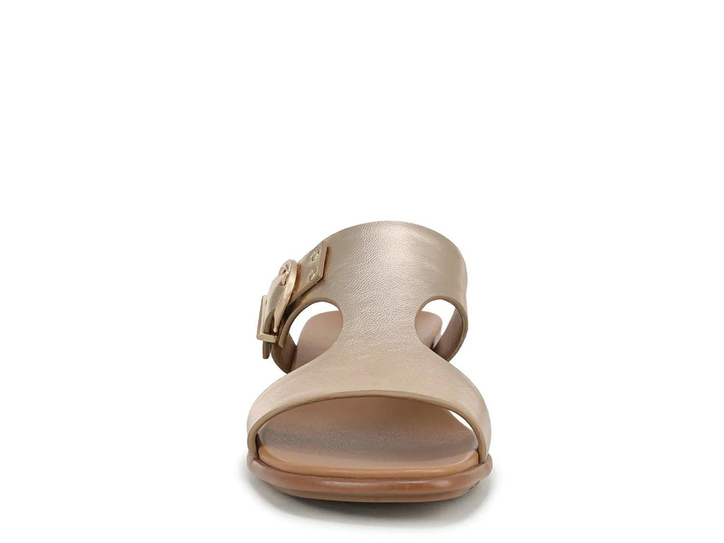 Naturalizer Beach Sandal