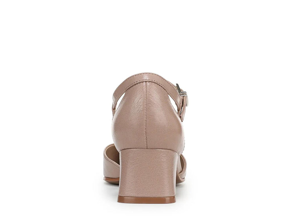 Naturalizer Maddox Pump