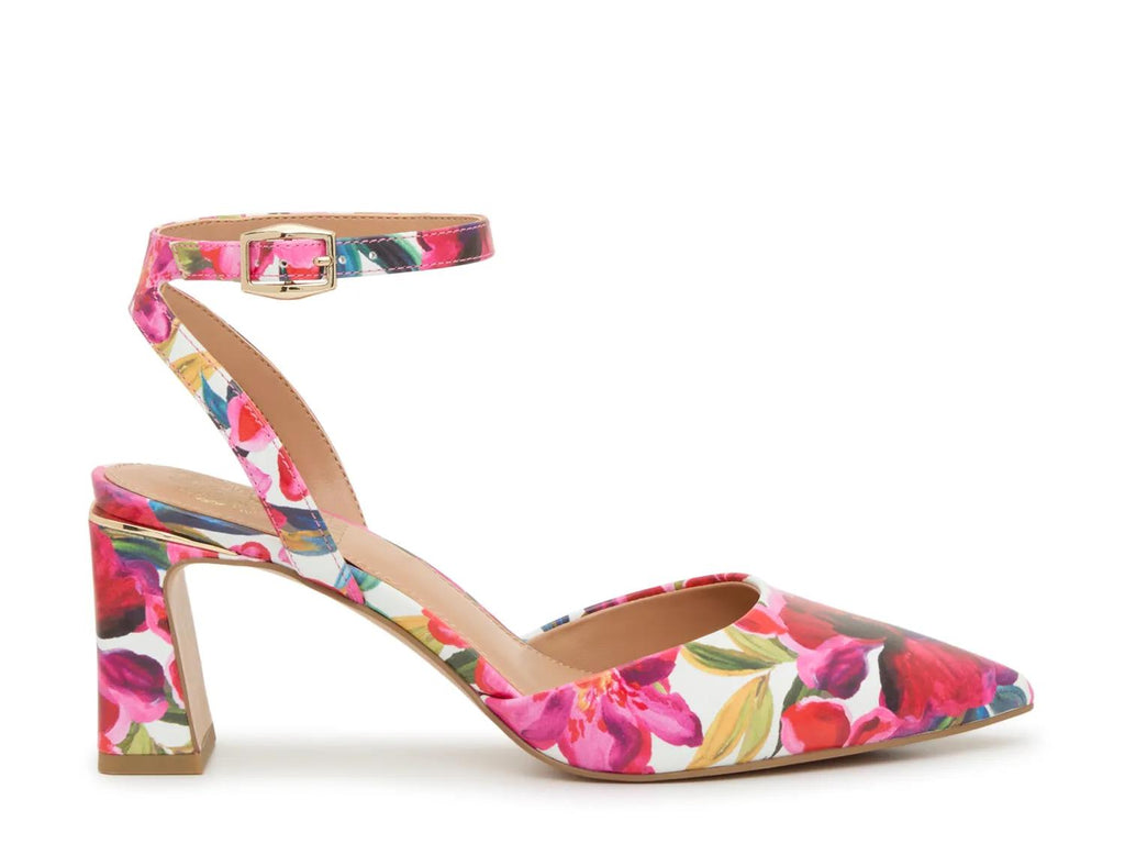 Vince Camuto Hesema Pump