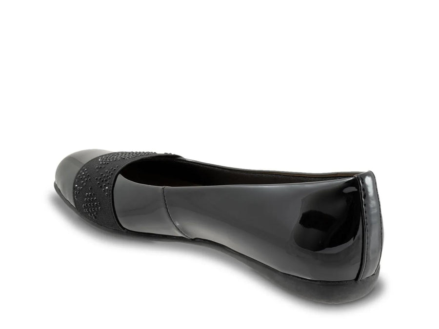 Trotters Samantha Ballet Flat