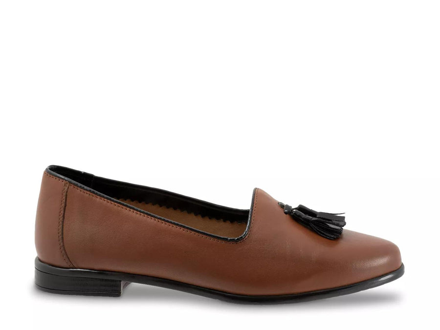 Trotters Liz Loafer