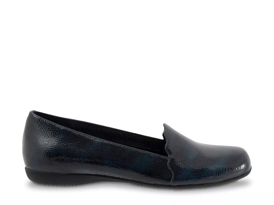 Trotters Sage Loafer