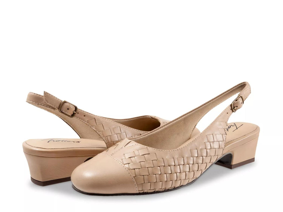 Trotters Dea Pump