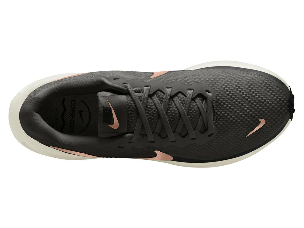 Nike Revolution 8 Running Shoe - Women's