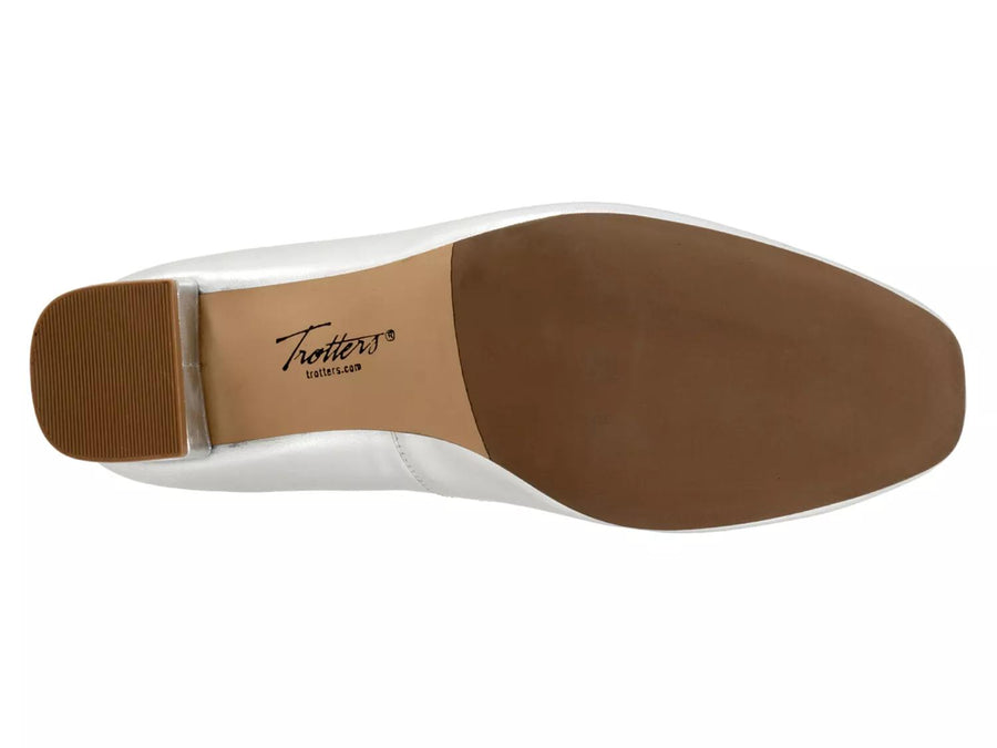 Trotters Demi Pump