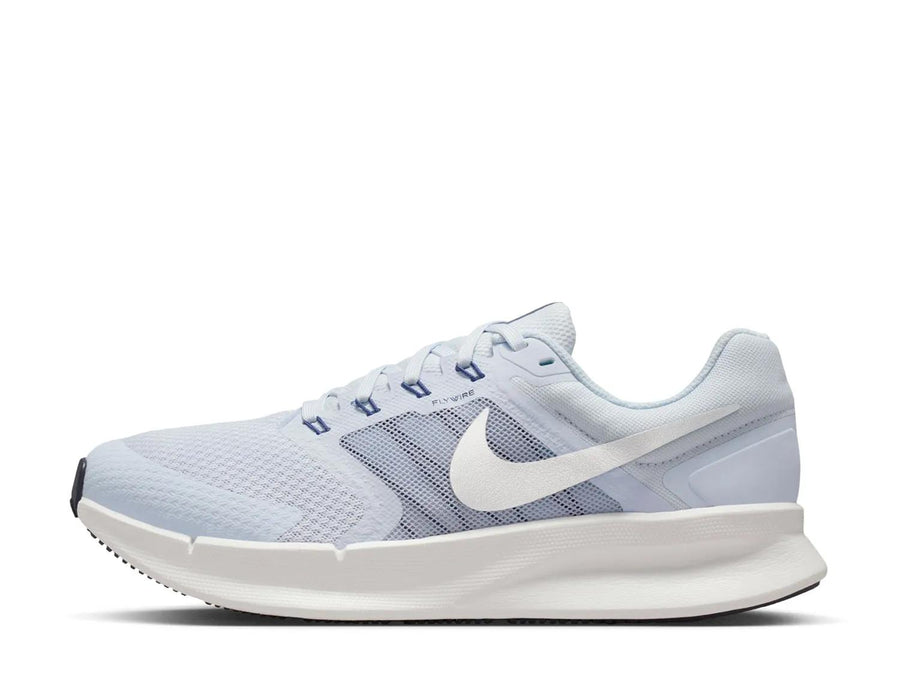 Nike Run Swift 3 Running Shoe - Women's