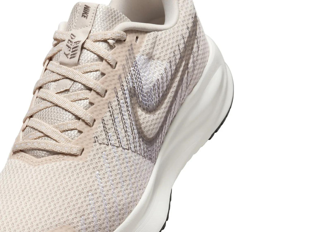 Nike Run Defy Running Shoe - Women's