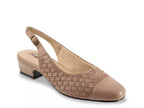 Trotters Dea Pump