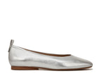 27 Edit Naturalizer Carla Flat