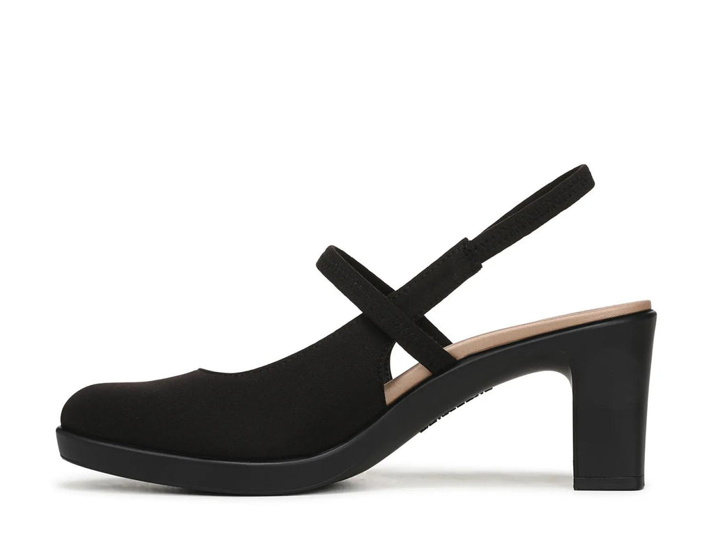 Lifestride Evoke Pump