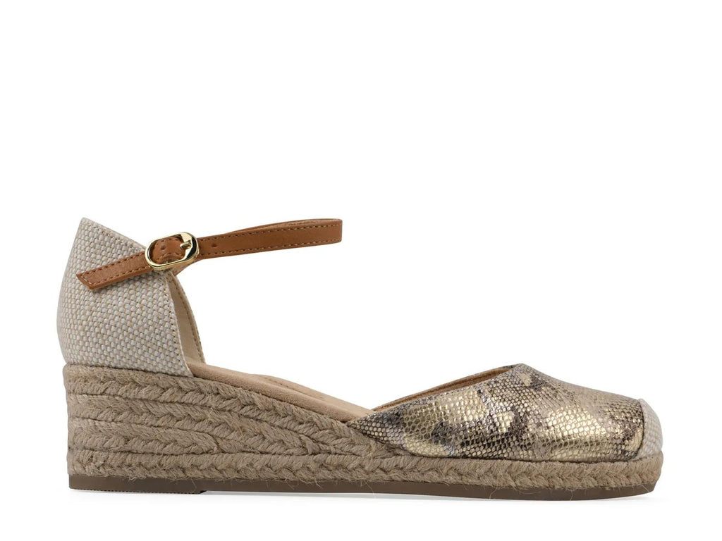 White Mountain Maintain Espadrille Wedge Pump