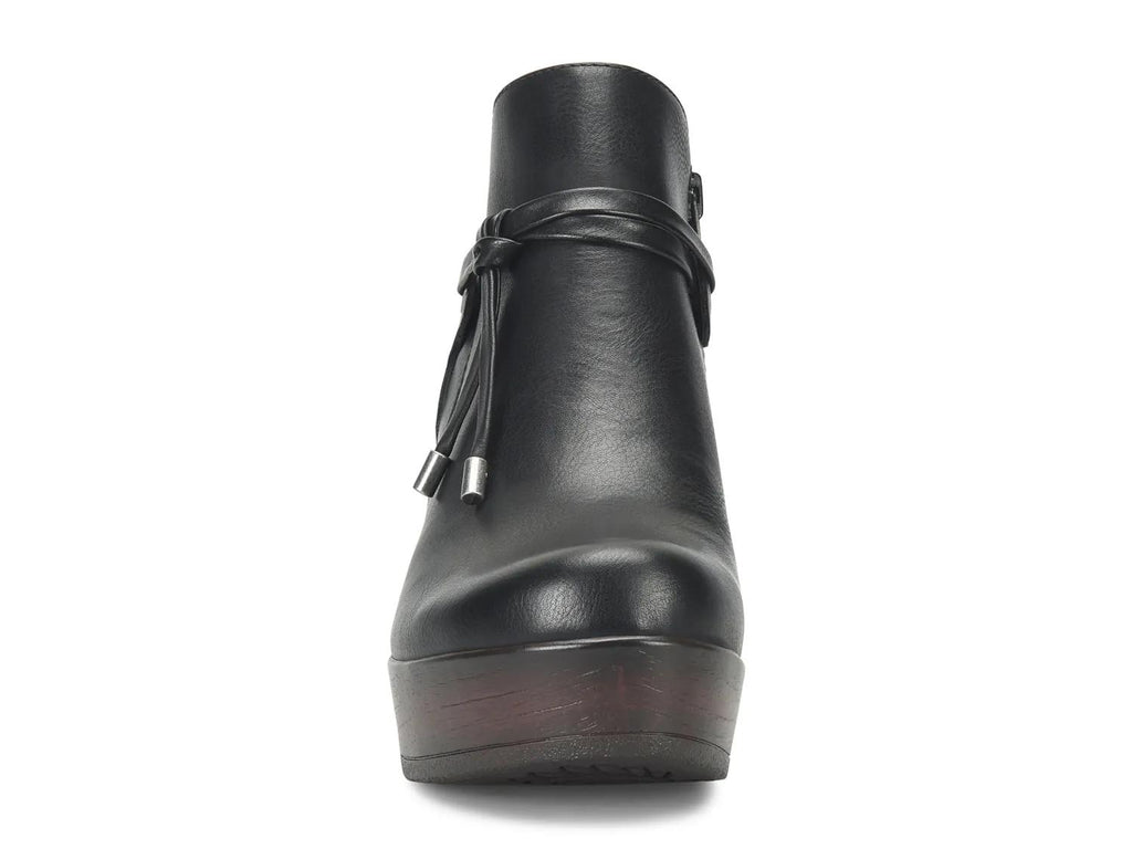 B.O.C. Born Concept Leonna Wedge Bootie