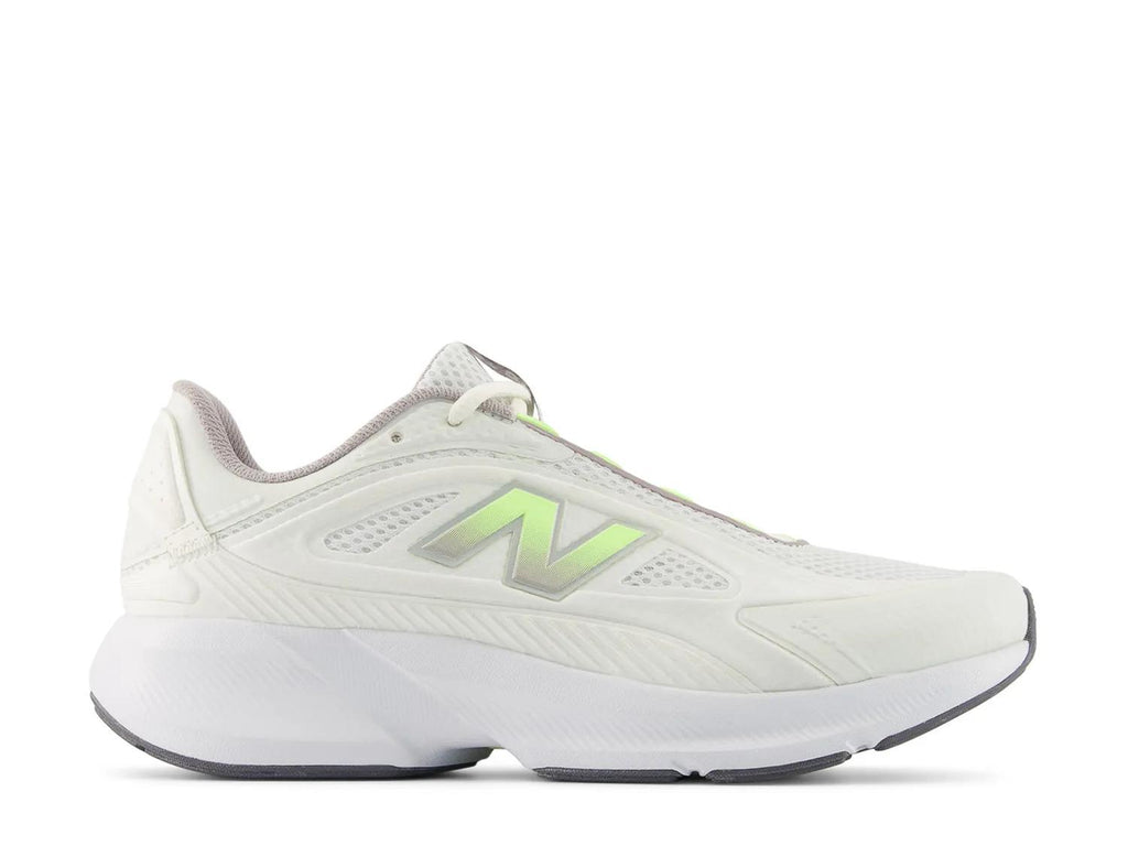 New Balance Catalyst Sneaker - Women's