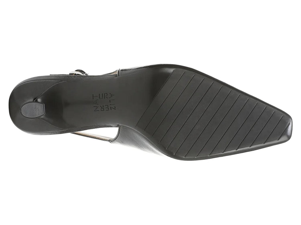 Naturalizer Embry Pump