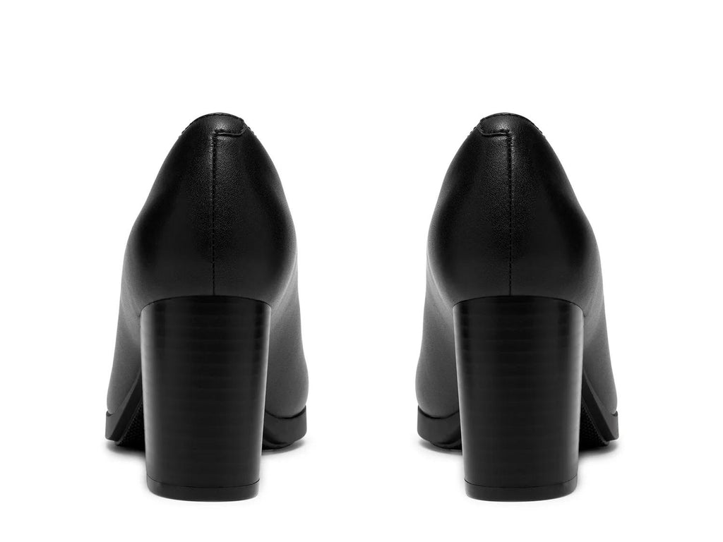 Clarks Bayla Rae Pump - Women's