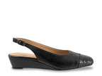 Trotters Dea Wedge Pump