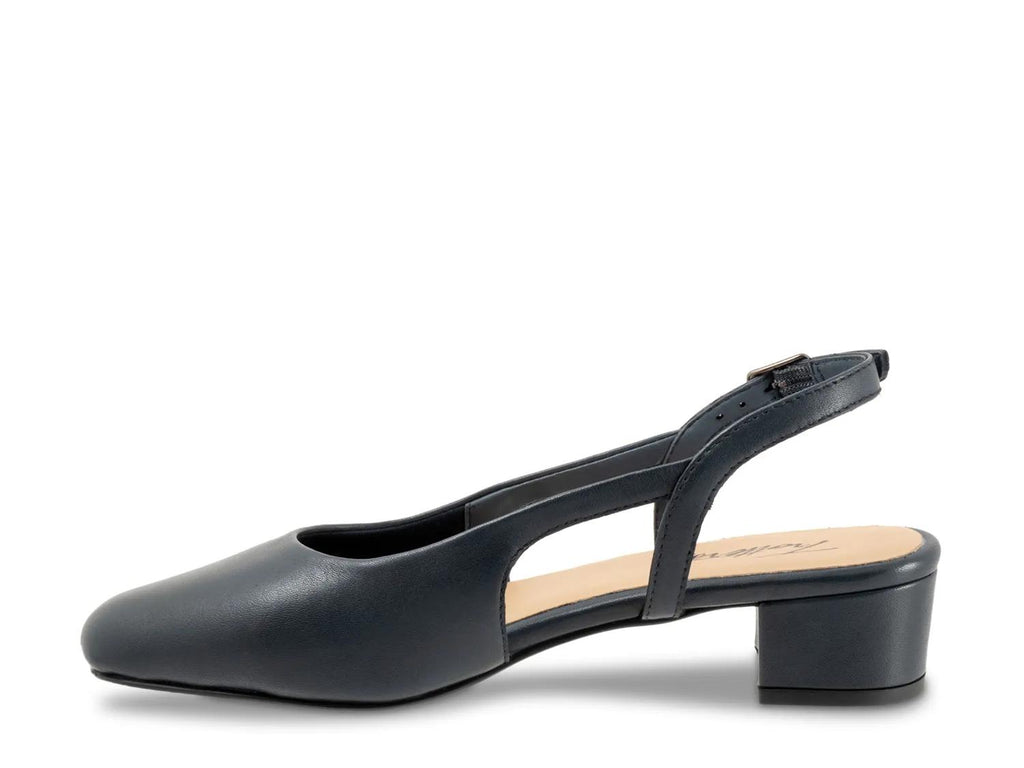 Trotters Dottie Pump