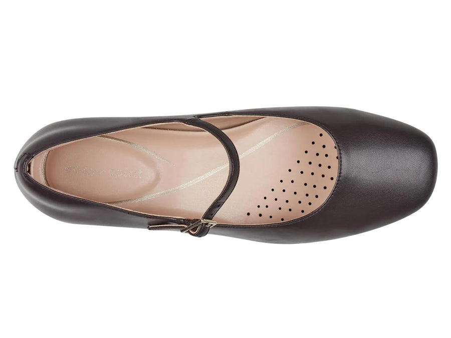 Easy Spirit Janica Pump