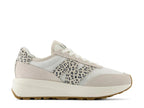 New Balance 370 Sneaker