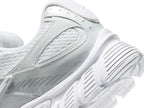 Nike V5 RNR Sneaker - Men's