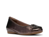 Clarks Cathrynn Luna Flat