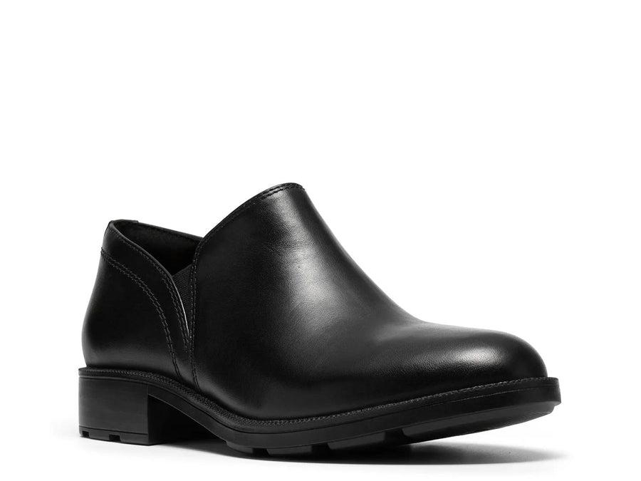 Clarks Adalynn Bay Slip-On