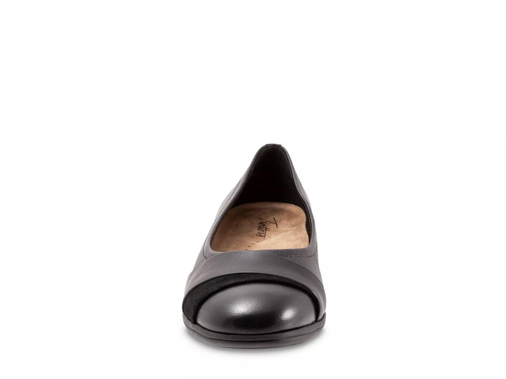 Trotters Danni Flat
