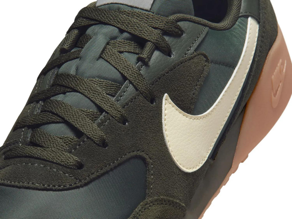 Nike Terra Manta Sneaker - Men's