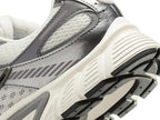 Nike V5 RNR Sneaker - Men's