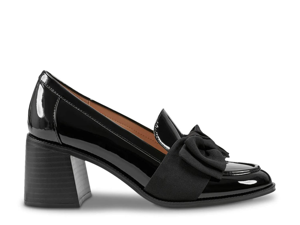 Bandolino Korrar Loafer
