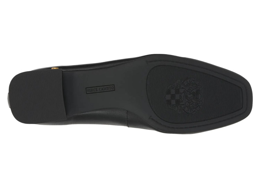 Vince Camuto Jenlea Flat
