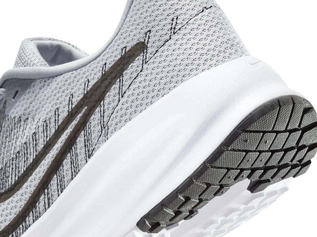 Nike Run Defy Running Shoe - Men's