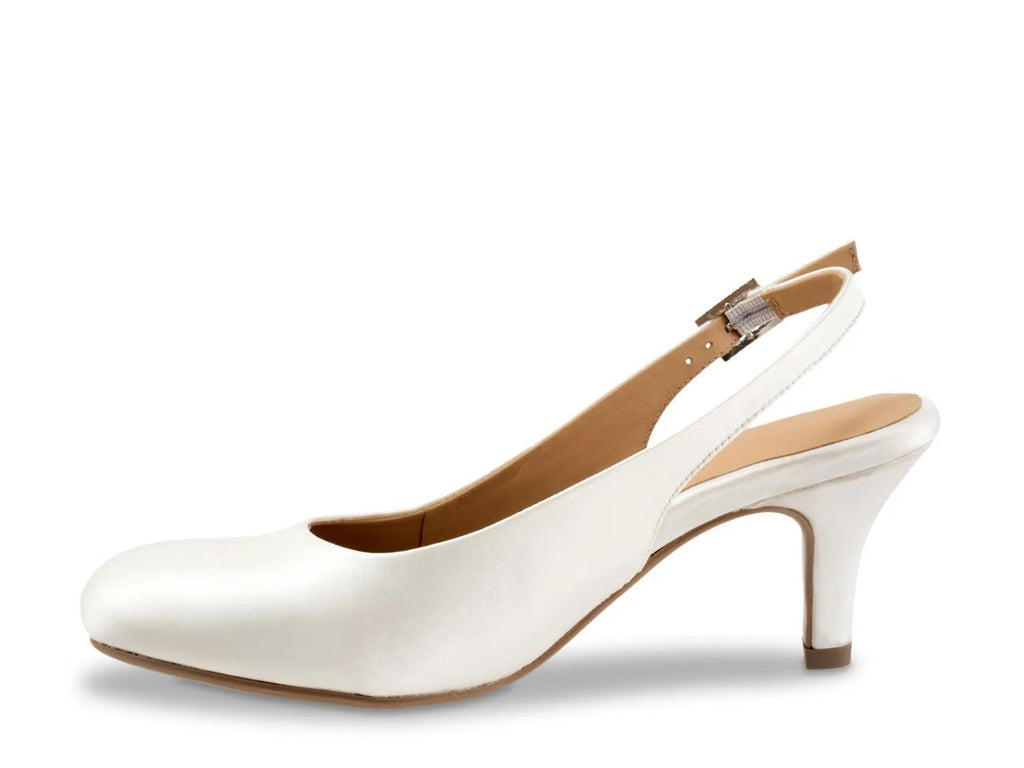 Trotters Lexi Bridal Pump