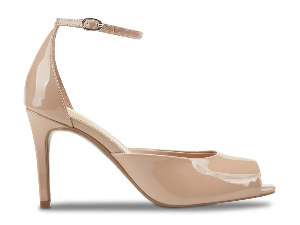 Marc Fisher Veni Sandal