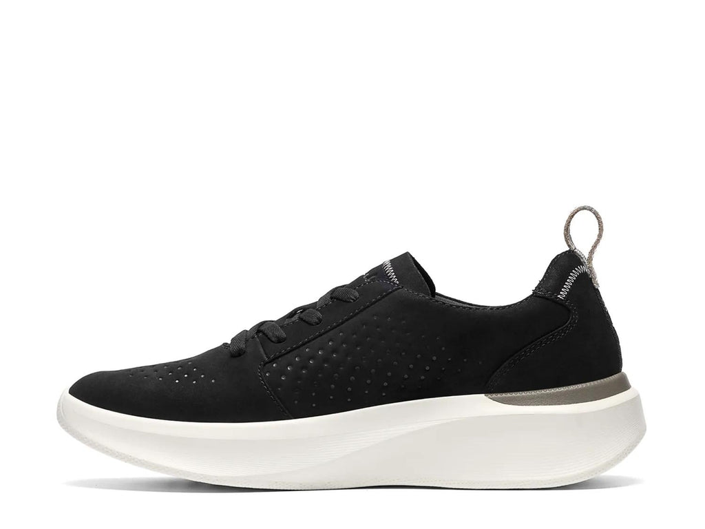 Clarks Cloudsteppers Solevana Style Sneaker