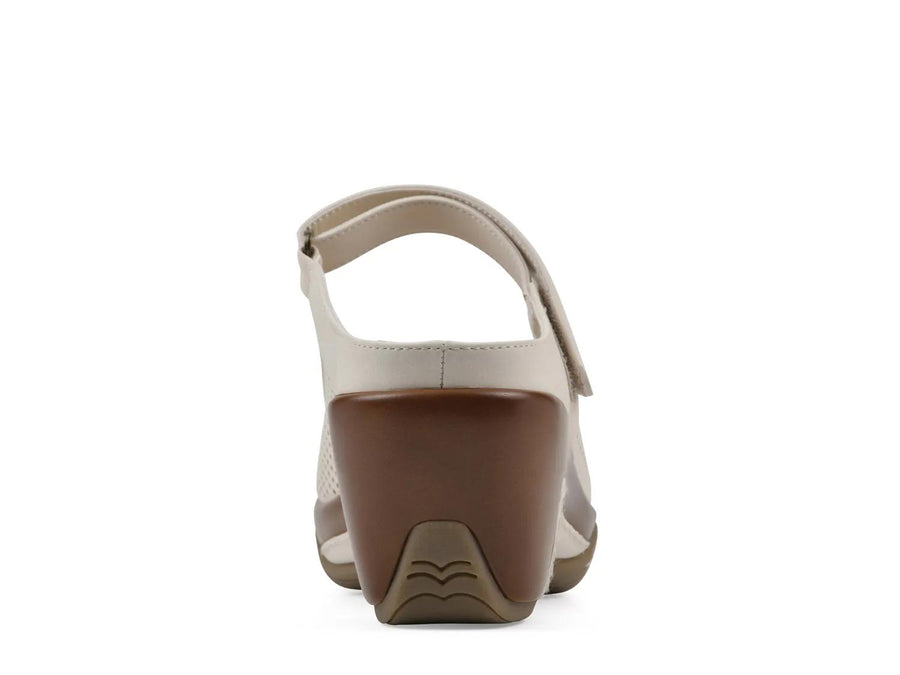 White Mountain Vinto2 Mary Jane Clog