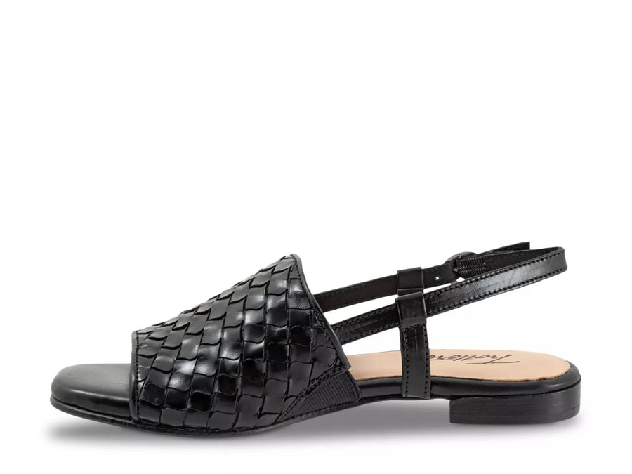 Trotters Nola Sandal