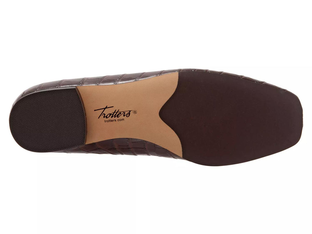 Trotters Honor Flat