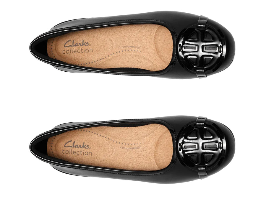 Clarks Cathrynn Luna Flat