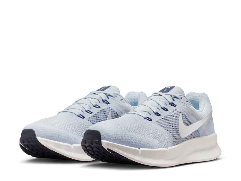 Nike Run Swift 3 Running Shoe - Women's