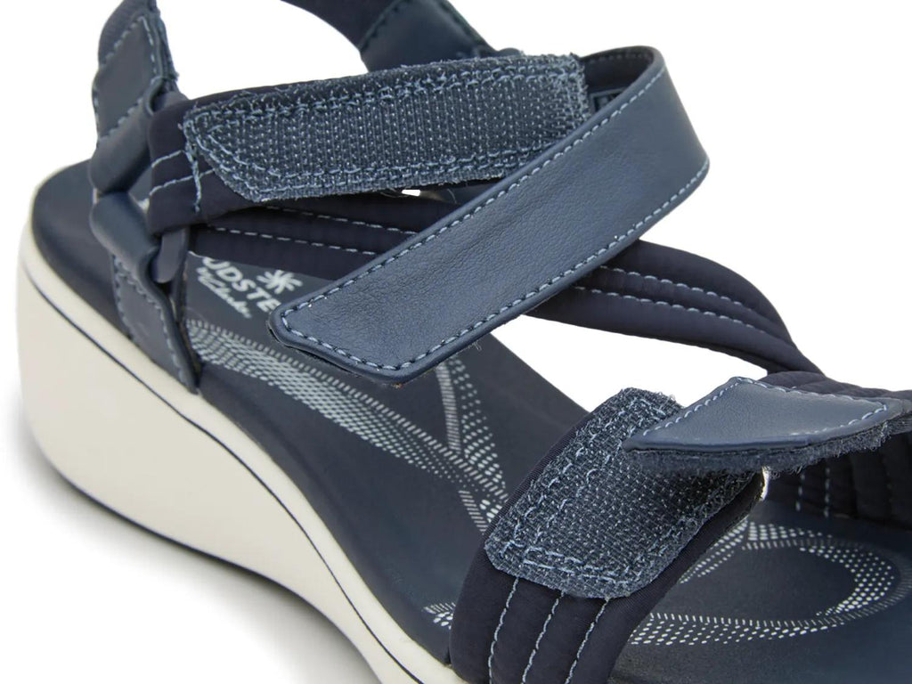 Clarks Cloudsteppers Breezerae Sun Wedge Sandal