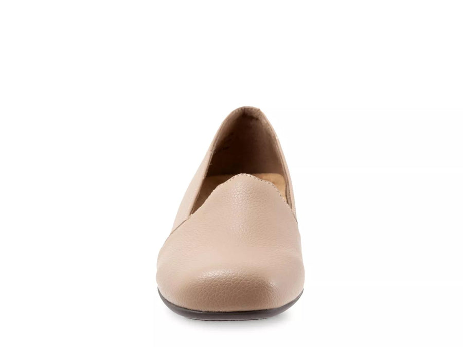 Trotters Sage Loafer