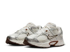 Nike V5 RNR Sneaker - Women's