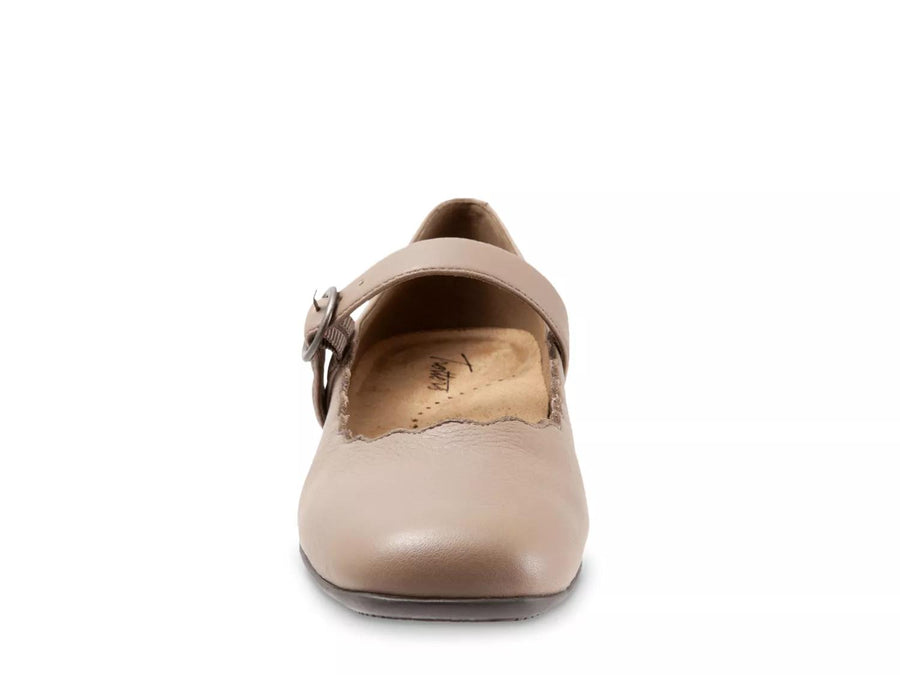 Trotters Sugar Mary Jane Flat