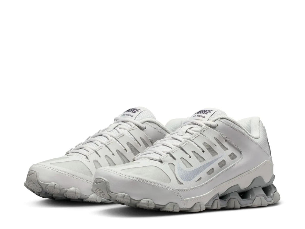 Nike Reax 8 TR Sneaker - Women's